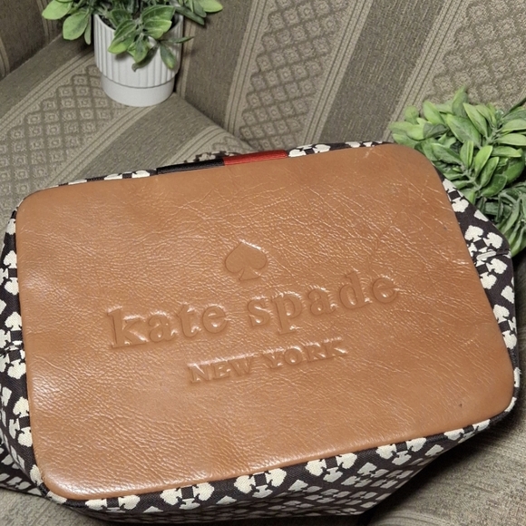 Kate Spade Stripe Hobo tote - Picture 6 of 16